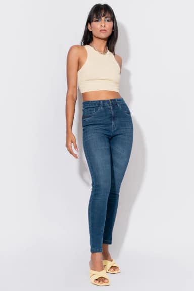 High-Waisted Jeans